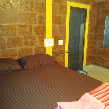 Palm Beach Resort Kumta Phòng bức ảnh