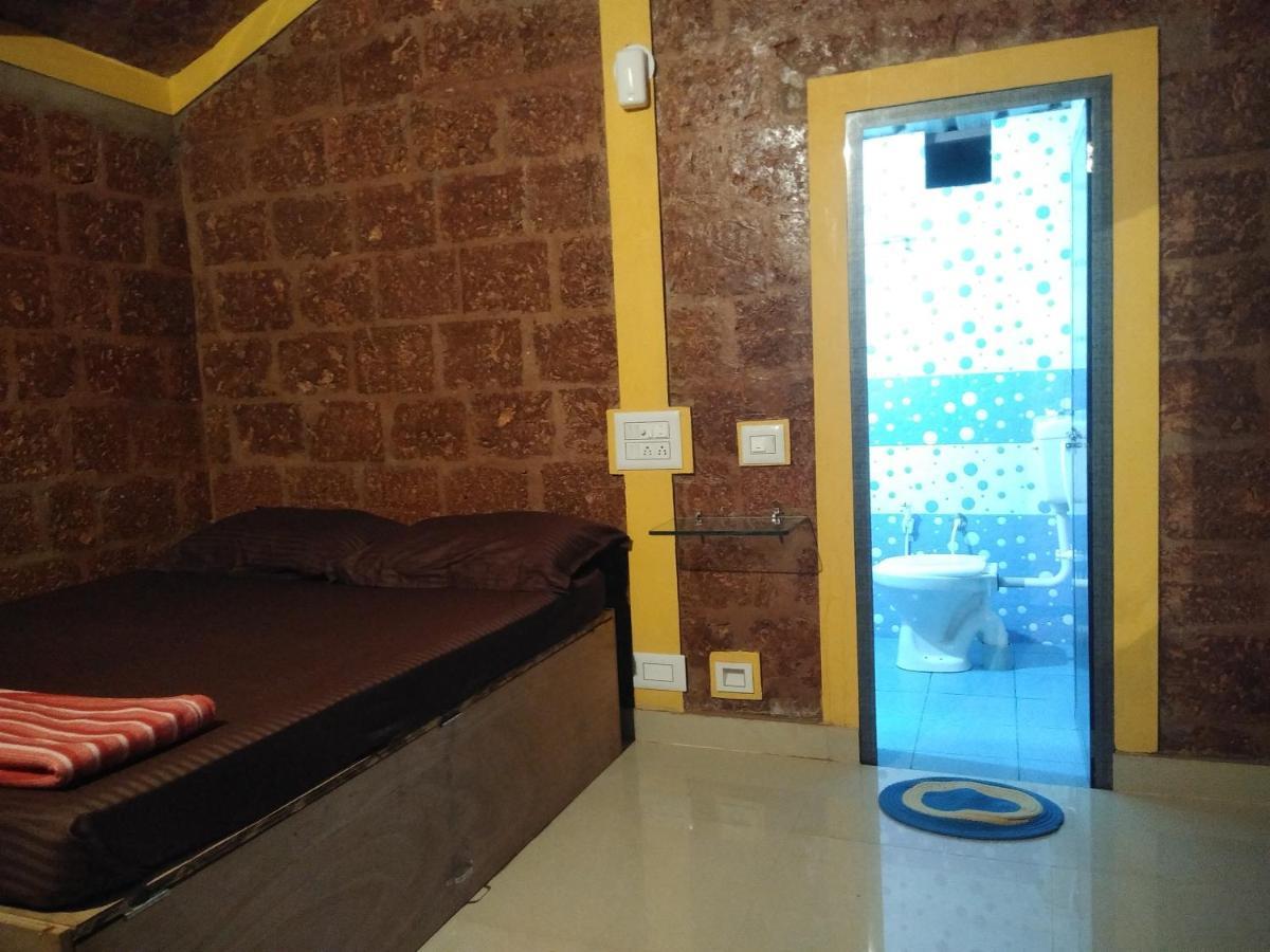 Palm Beach Resort Kumta Ngoại thất bức ảnh